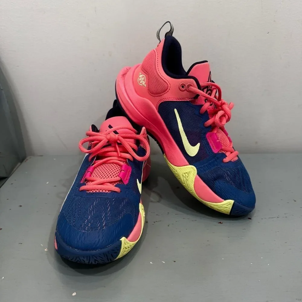 Nike Zoom Freak 5 GS “All-Star” Youth Size 5Y (Giannis Antetokounmpo)- women 6.5